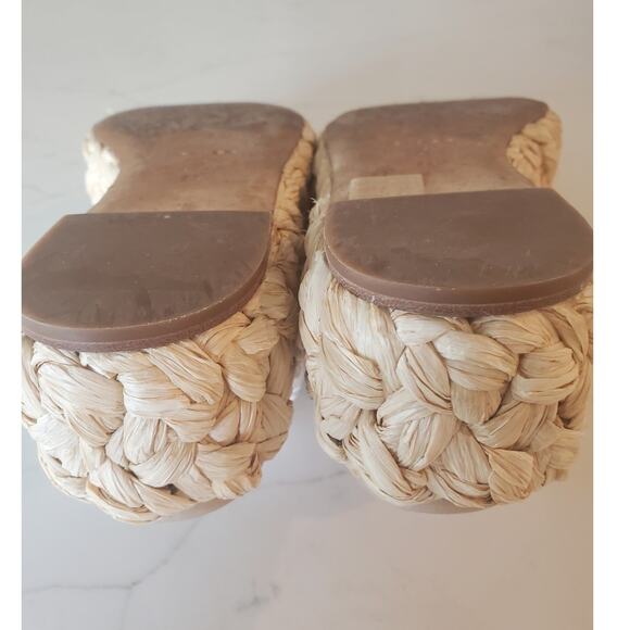 Paloma Barcelo Aryn Beige Slip-on Leather Platform Sandal - Picture 5 of 6